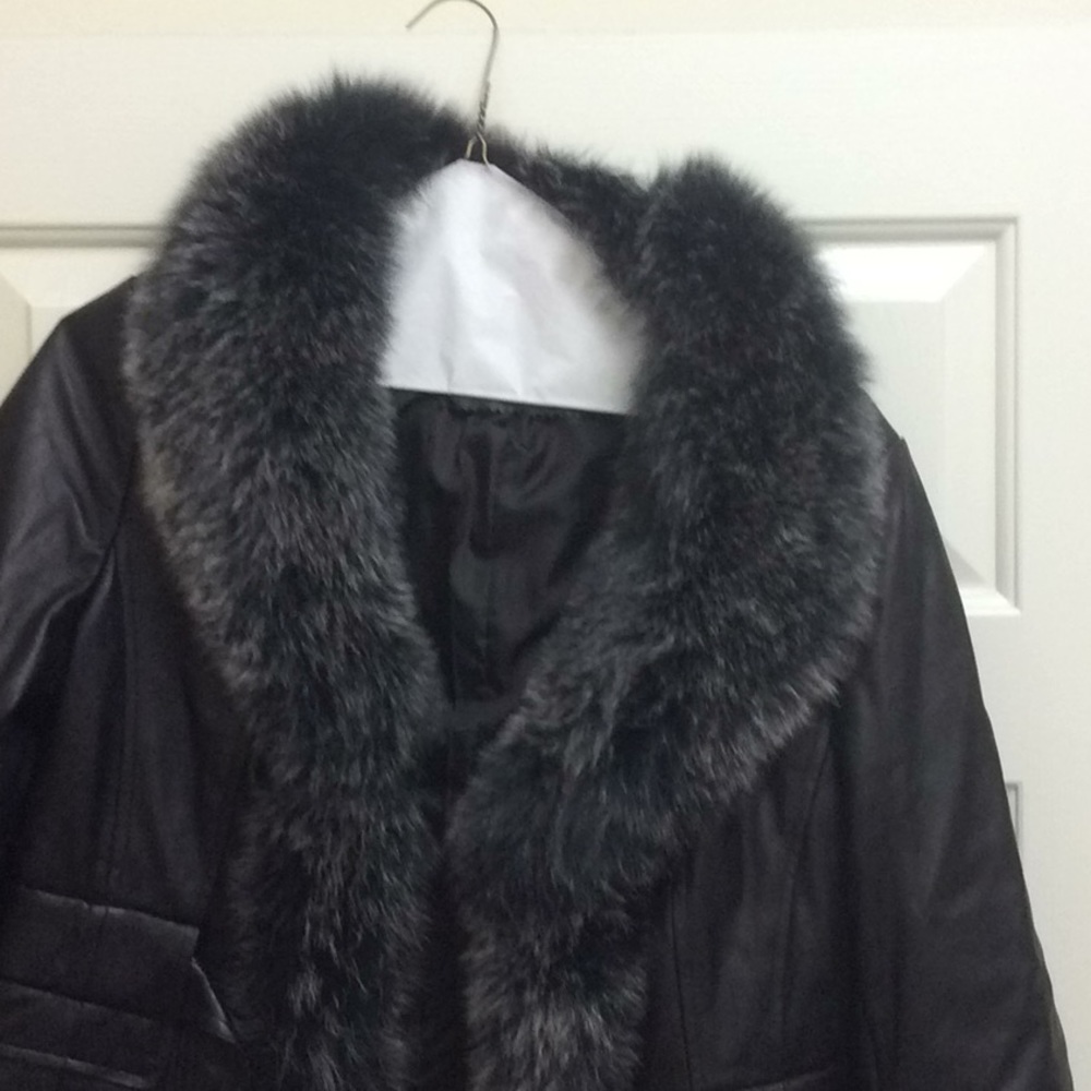 Brand new leather coat with real Fox fur